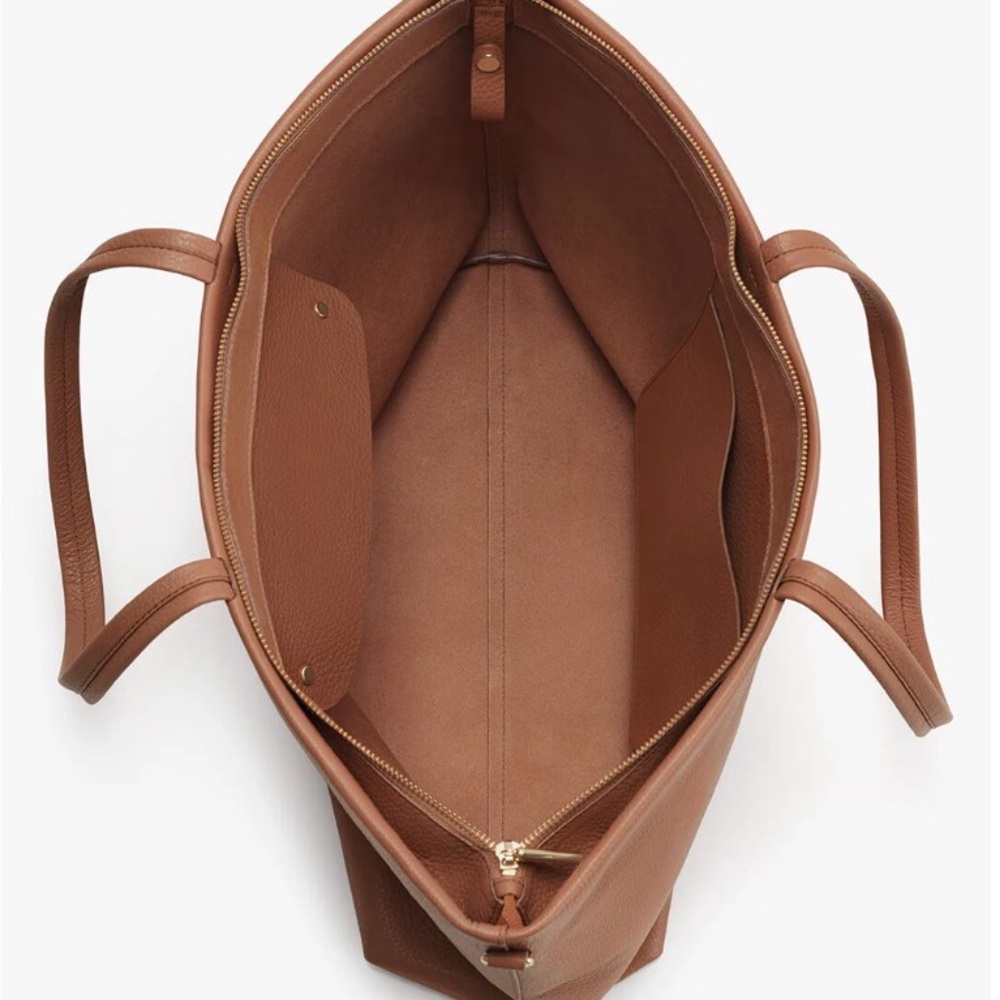 Cuyana Classic Easy Zipper Tote - Picture 3 of 9